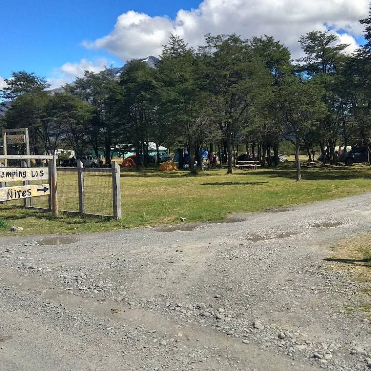Fotografía 2 de Camping Los Ñires en Rio Ibañez, Aysen