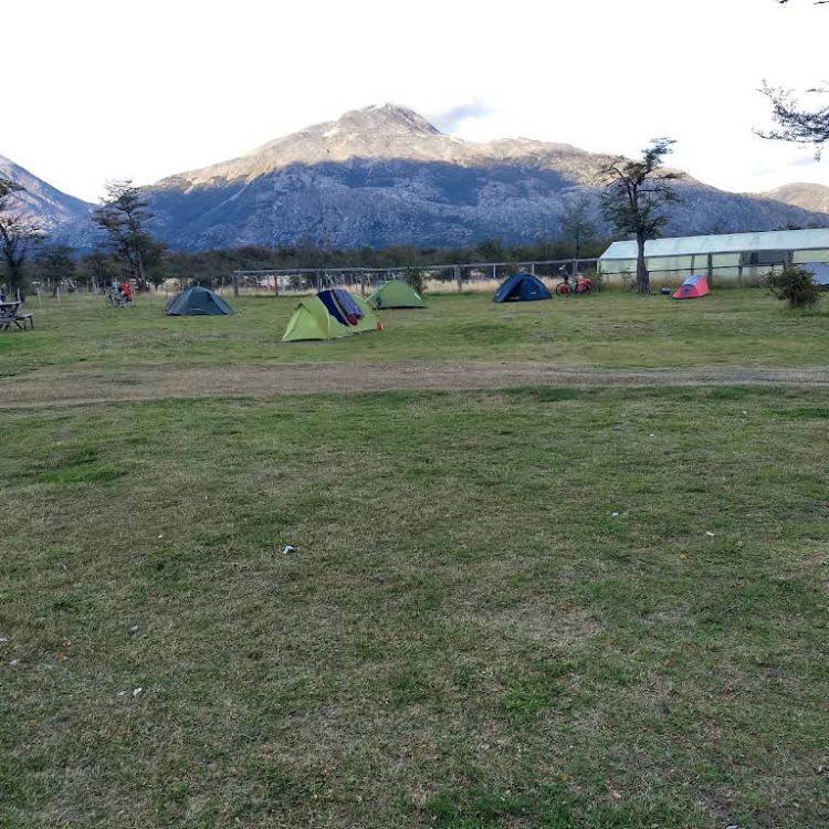 Fotografía 16 de Camping Los Ñires en Rio Ibañez, Aysen