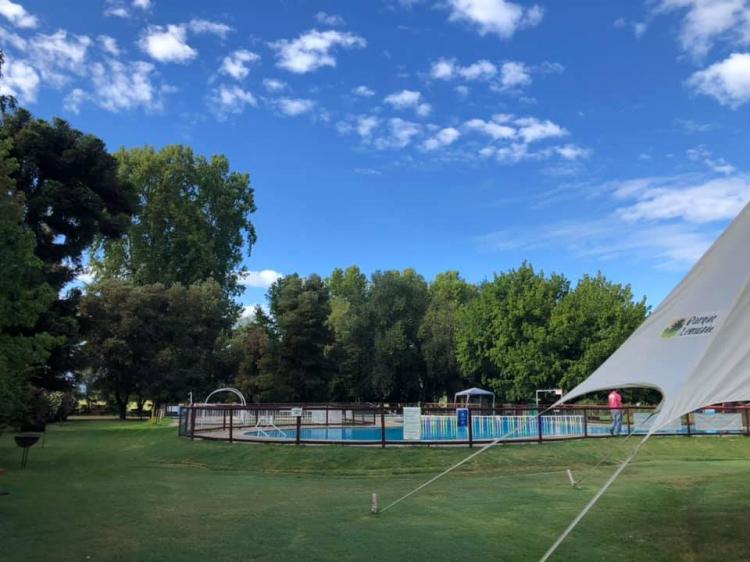 Fotografía 8 de Centro Turistico Parque Lemuhue en Isla De Maipo, Metropolitana