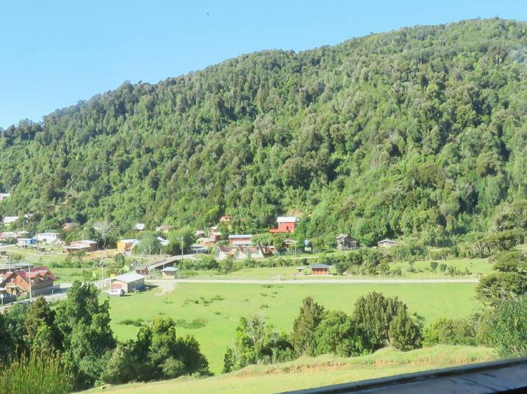 Camping Y Cabañas Folil Foye Rio Sur en San Juan De La Costa, Los Lagos